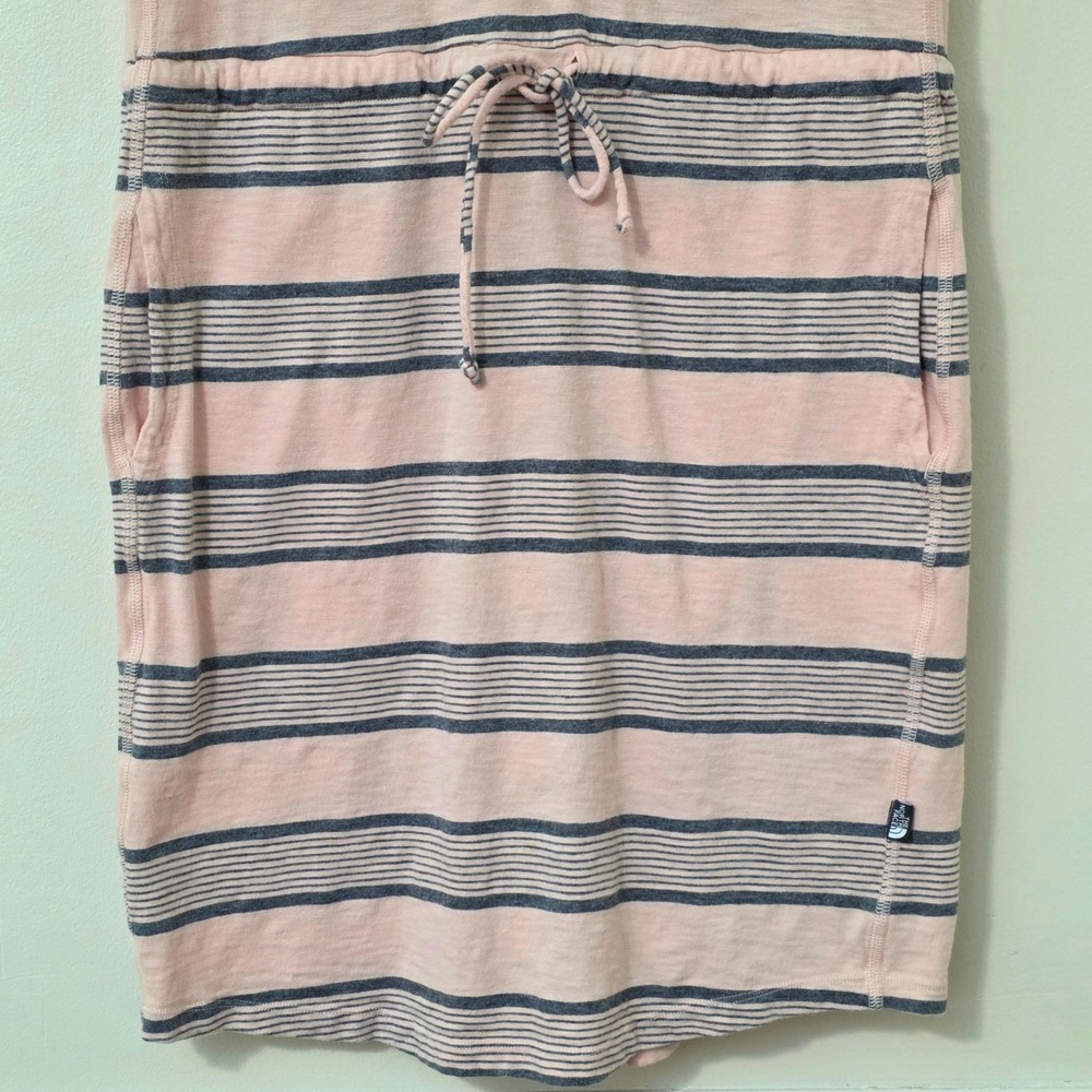 The North Face Sand Scape Tank Dress Sz L Pink Stripe Outdoor Hiking Pocket - Picture 3 of 13